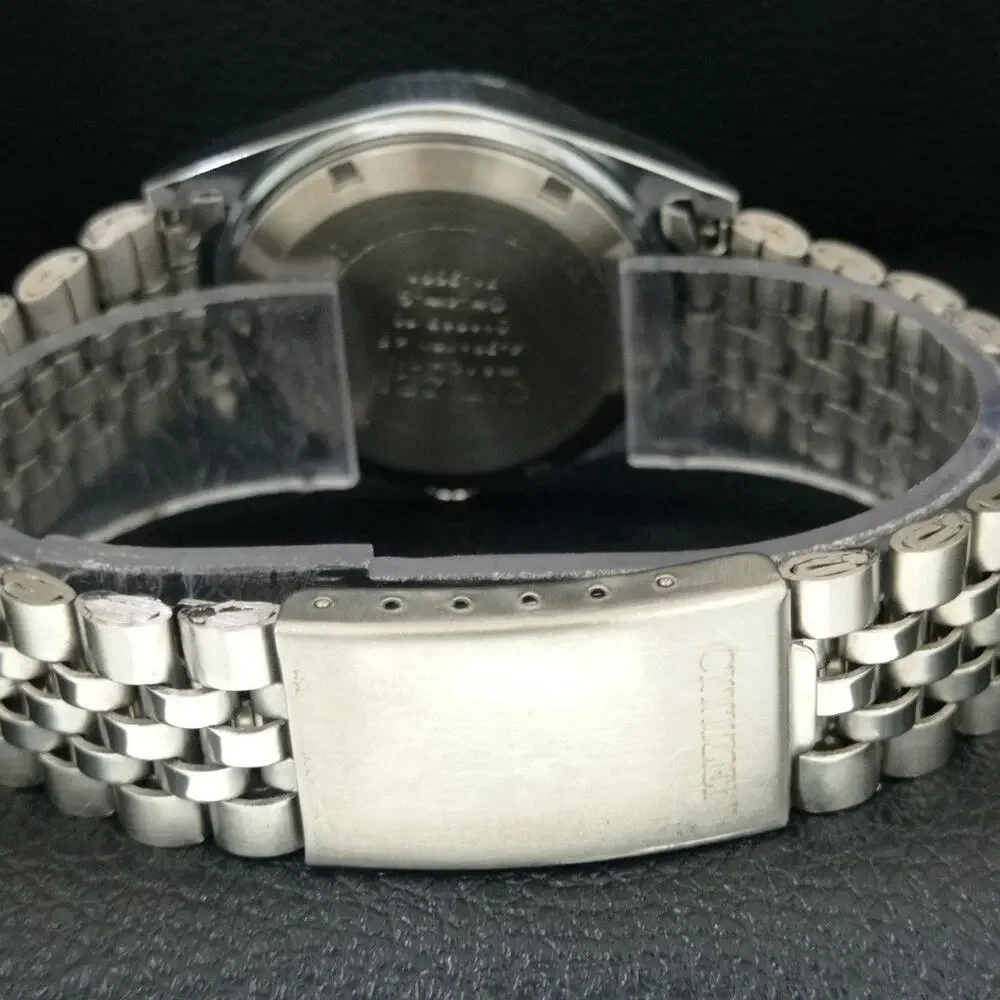 Vintage 1977 Citizen Automatic Mens Silver Watch W/daydate & Arabic accents
